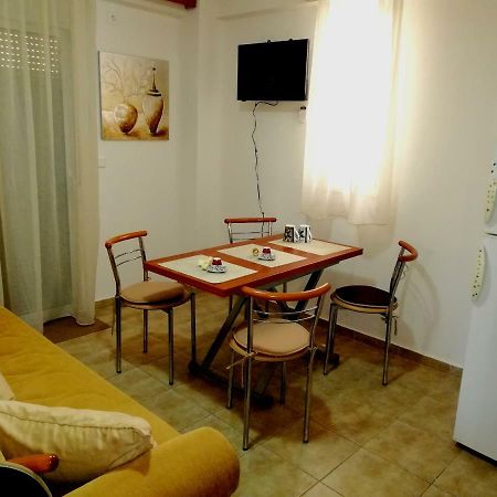 Kalamata Downtown Apartment Экстерьер фото