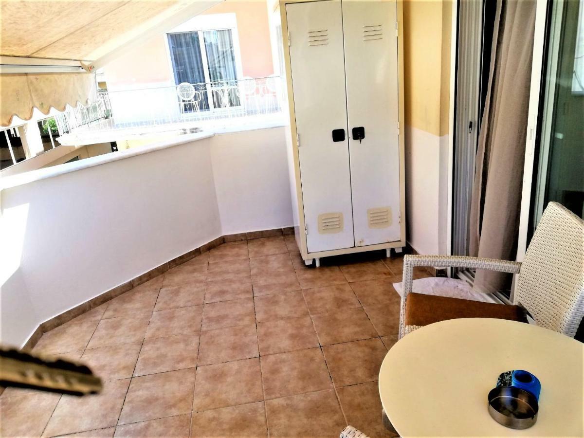 Kalamata Downtown Apartment Экстерьер фото