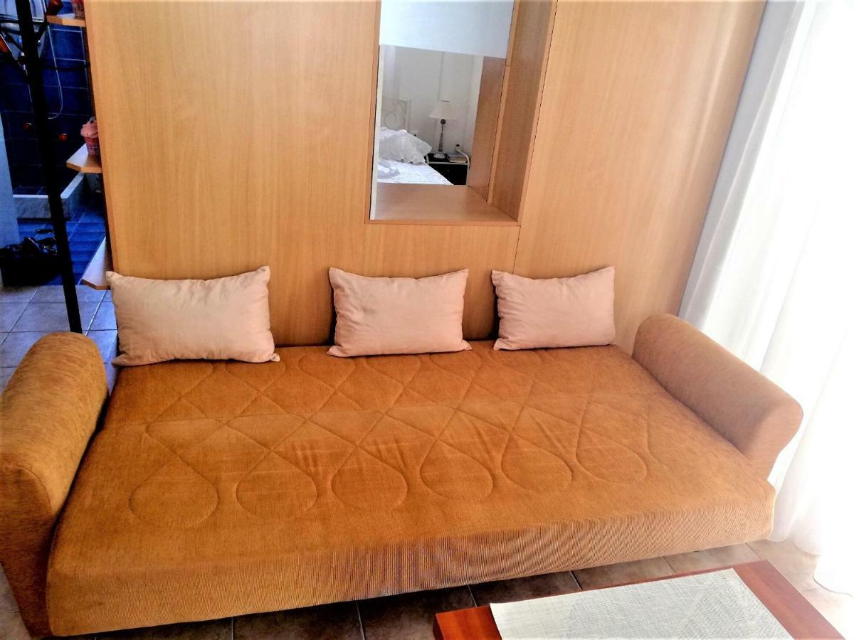 Kalamata Downtown Apartment Экстерьер фото