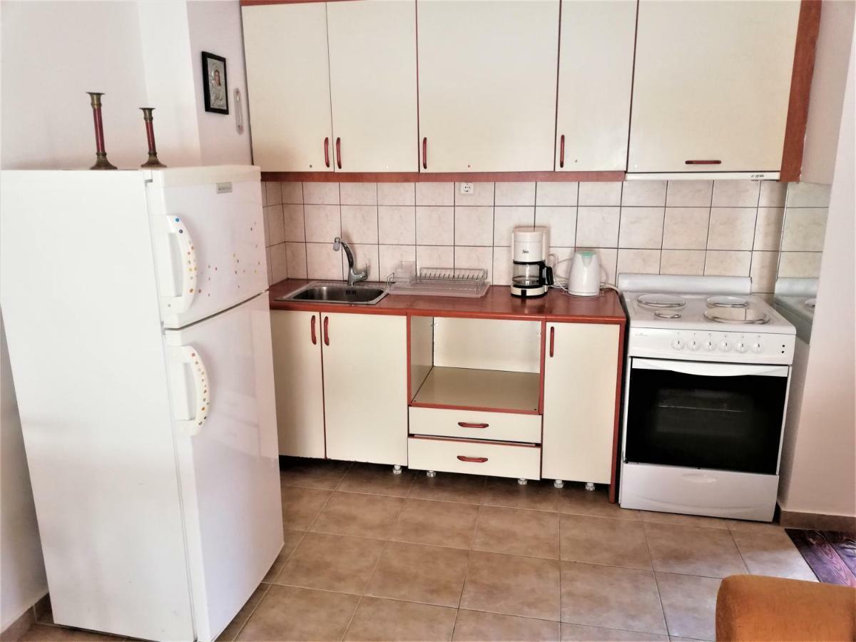 Kalamata Downtown Apartment Экстерьер фото