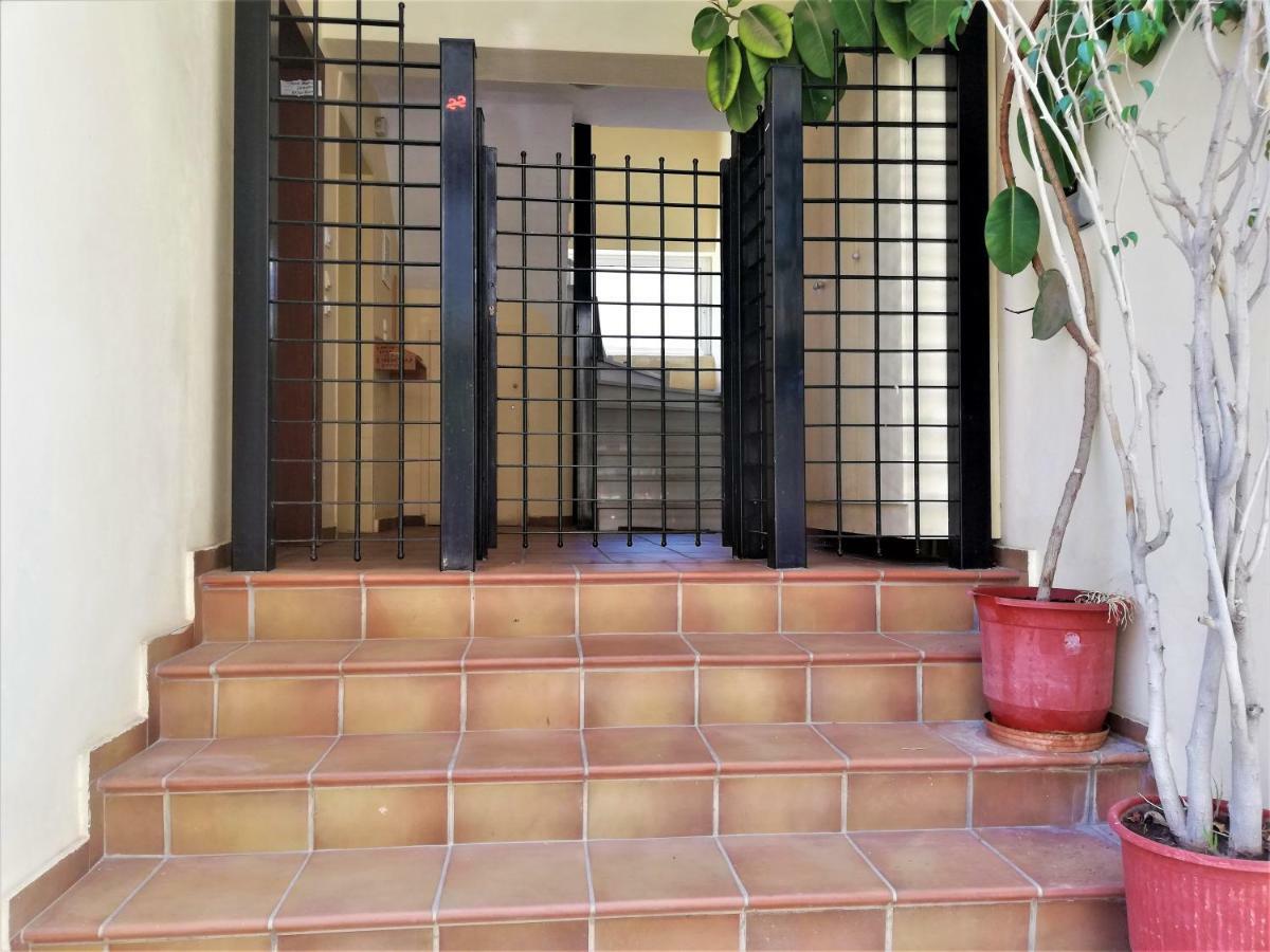 Kalamata Downtown Apartment Экстерьер фото