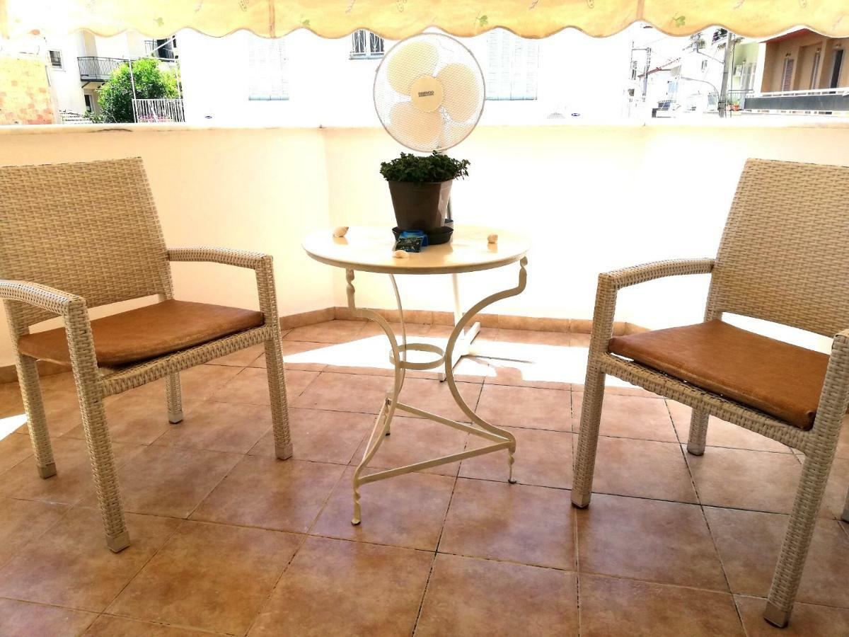 Kalamata Downtown Apartment Экстерьер фото