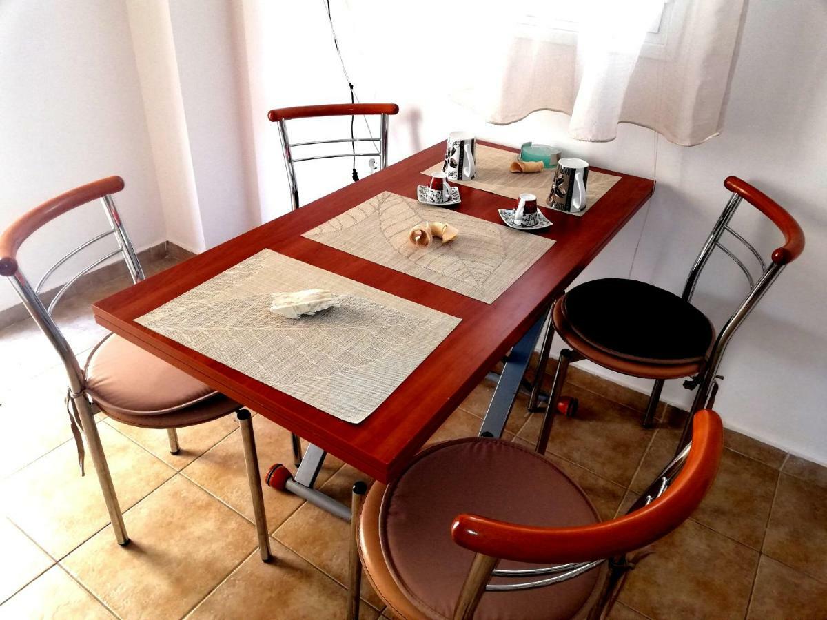 Kalamata Downtown Apartment Экстерьер фото