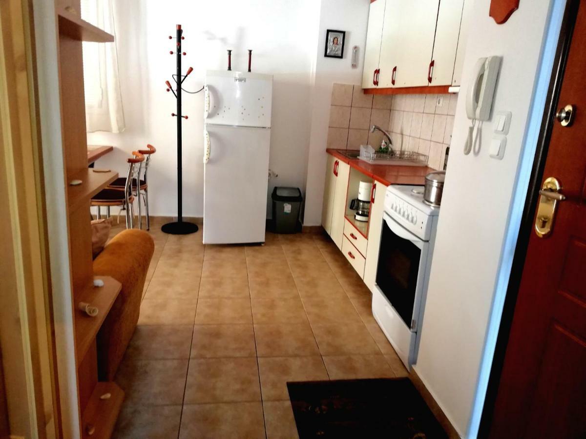 Kalamata Downtown Apartment Экстерьер фото